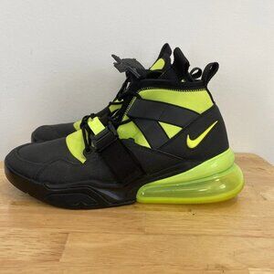 Nike Air Force 270 Utility Shoes Men's 10.5 Black Volt Athletic Walking Sneakers